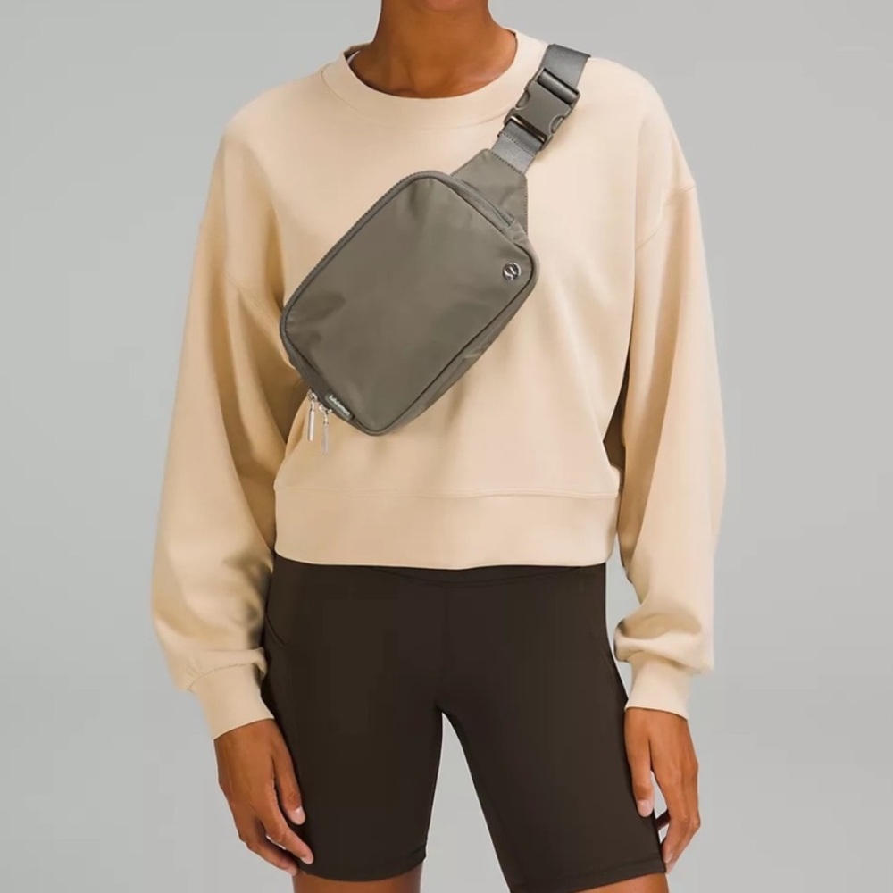 Lululemon Athletica Belt Bag - LARGE
